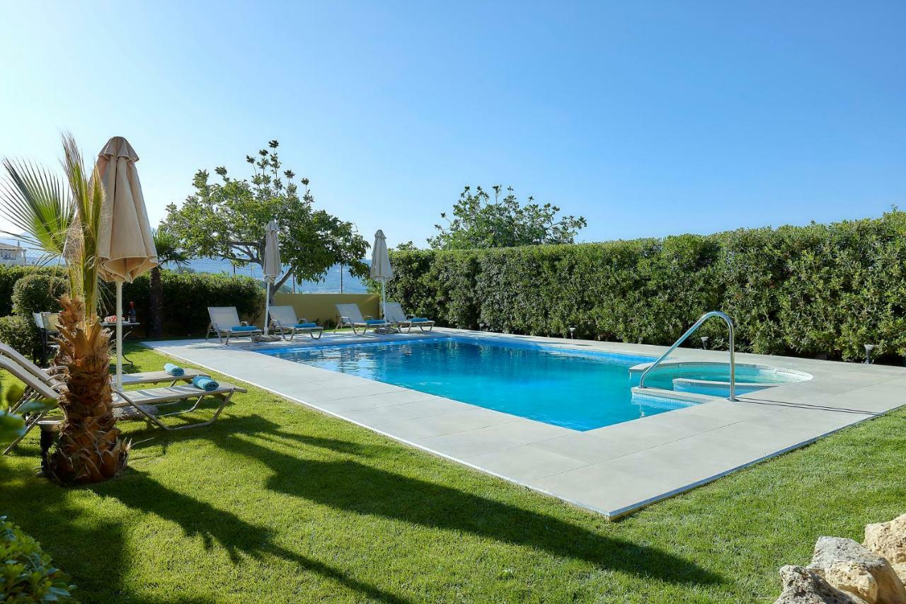 Castello Villa Daphnes - Private Pool & Whirlpool Dhafnes Екстер'єр фото