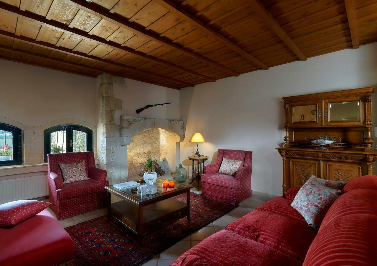 Castello Villa Daphnes - Private Pool & Whirlpool Dhafnes Екстер'єр фото