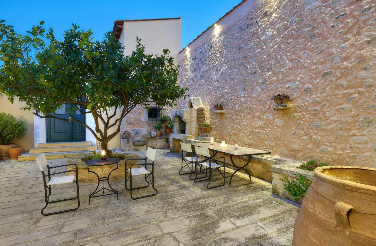 Castello Villa Daphnes - Private Pool & Whirlpool Dhafnes Екстер'єр фото
